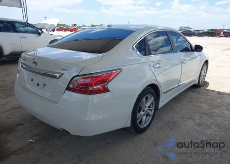 2015 Nissan Altima 2.5 Sl z USA, uszkodzony, nr VIN 1N4AL3AP5FN881515